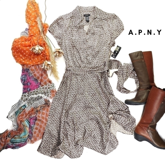 A.P.N.Y. Dresses & Skirts - New A.P.N.Y. Brown White Patterned Satin Dress Sz 12